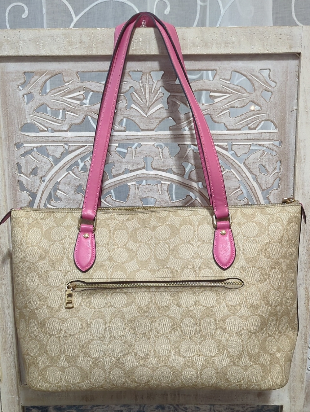 Coach Gallery Tote in Signature Canvas - Khaki & Electric Pink CH504 - Picture 2 of 11